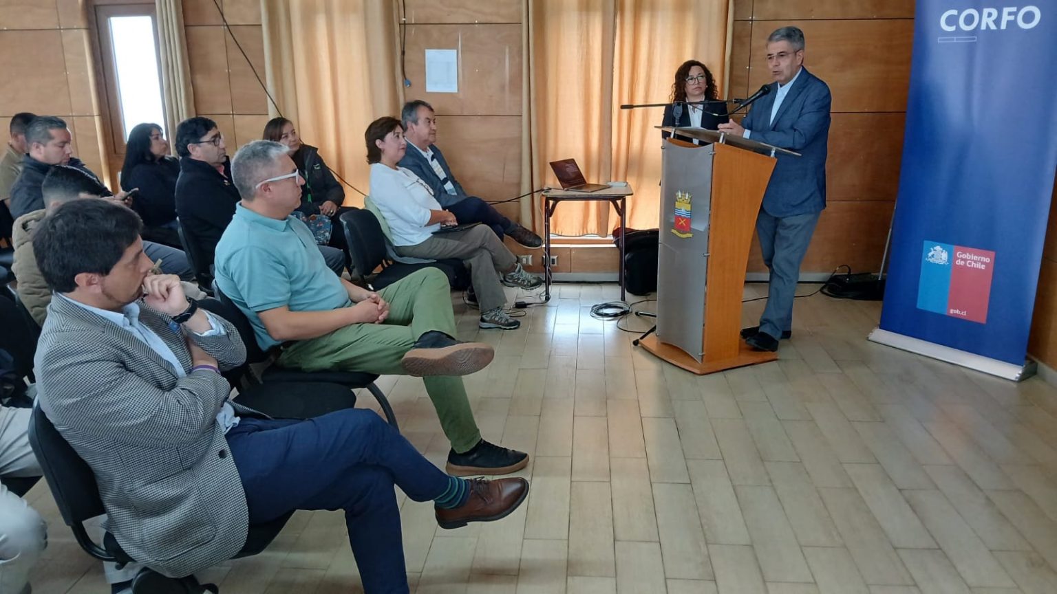 SEMINARIO “ACELERA MAPU LAHUAL” BUSCA IMPULSAR LA INNOVACIÓN Y EL DESARROLLO ECONÓMICO LOCAL.