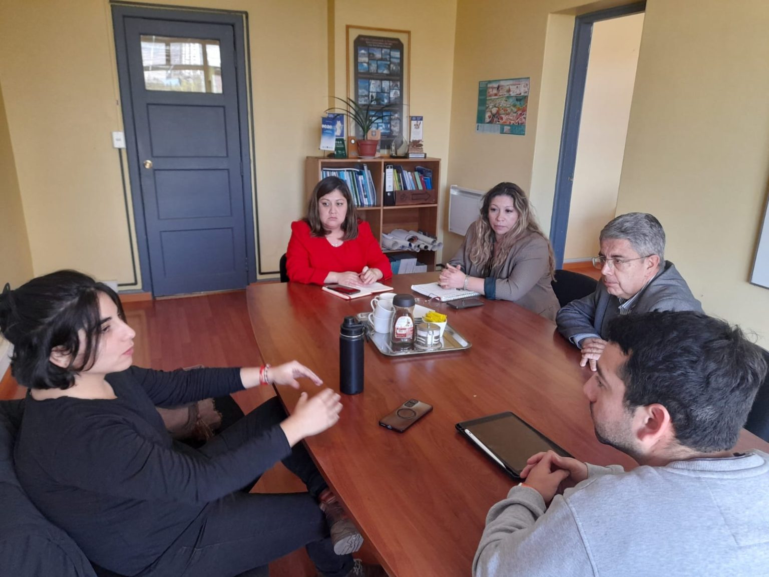 MUNICIPIO DE MAULLÍN ABORDA GOBERNANZA DEL SANTUARIO DE LA NATURALEZA DEL RÍO MAULLÍN.