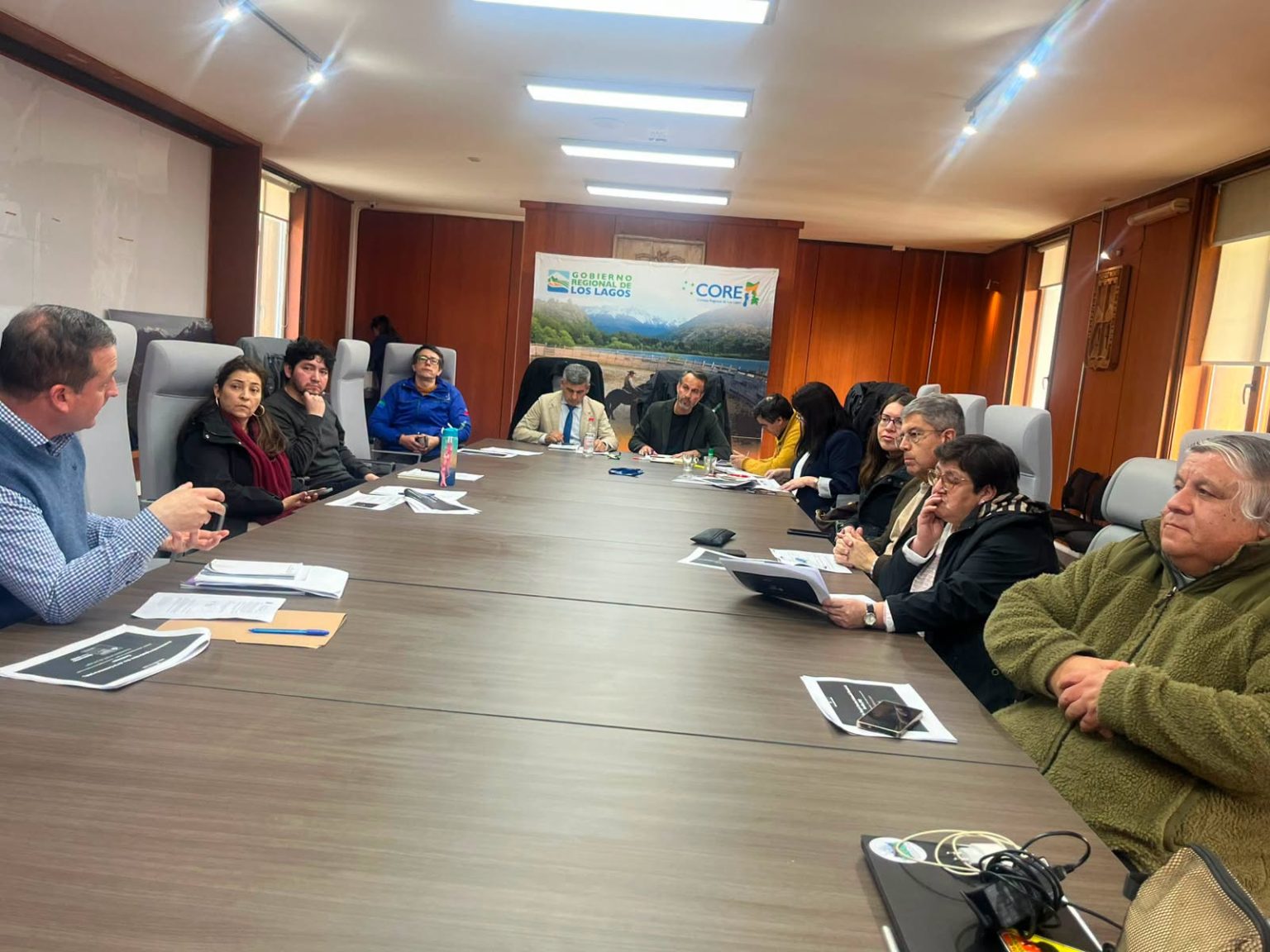 MAULLÍN AVANZA EN LA CONSERVACIÓN DE SUS IGLESIAS PATRIMONIALES ANTE EL CONSEJO REGIONAL.